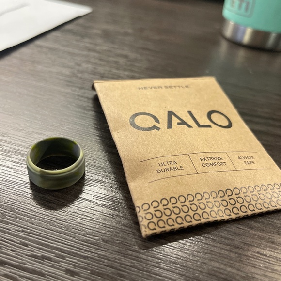 Brand new silicon ring - Picture 1 of 3